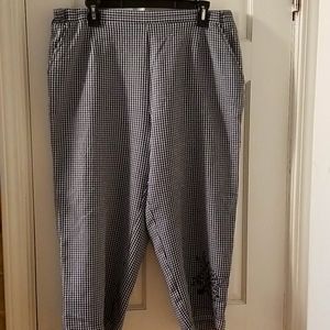 Koret black and white checkered crop pants
